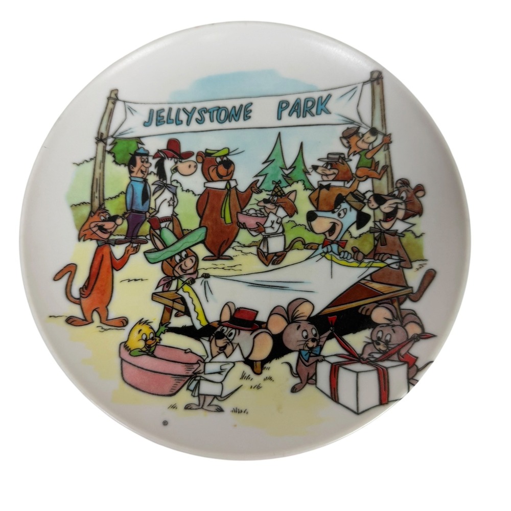 Vintage Yogi Bear Jellystone Park Melmac Plate Boonton Molding Hanna-Barbera‎ 7"